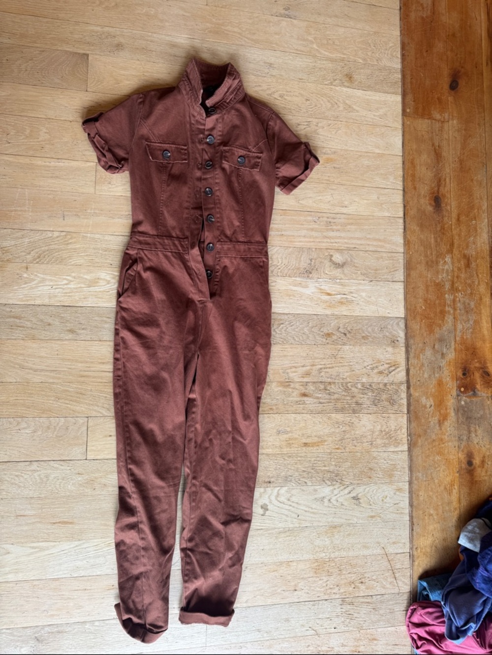 Women’s denim onesie. Cinched waist. So cute.